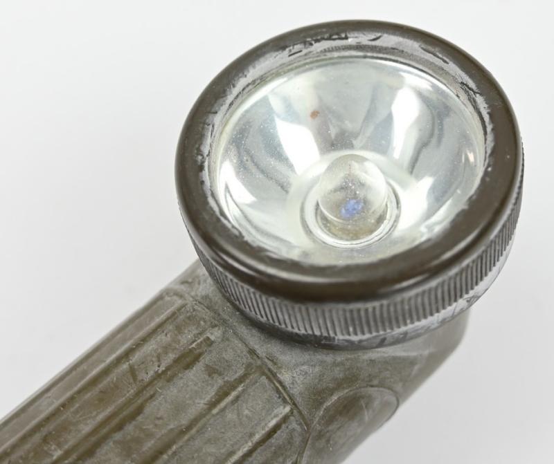 US WW2 TL-122 B Flashlight