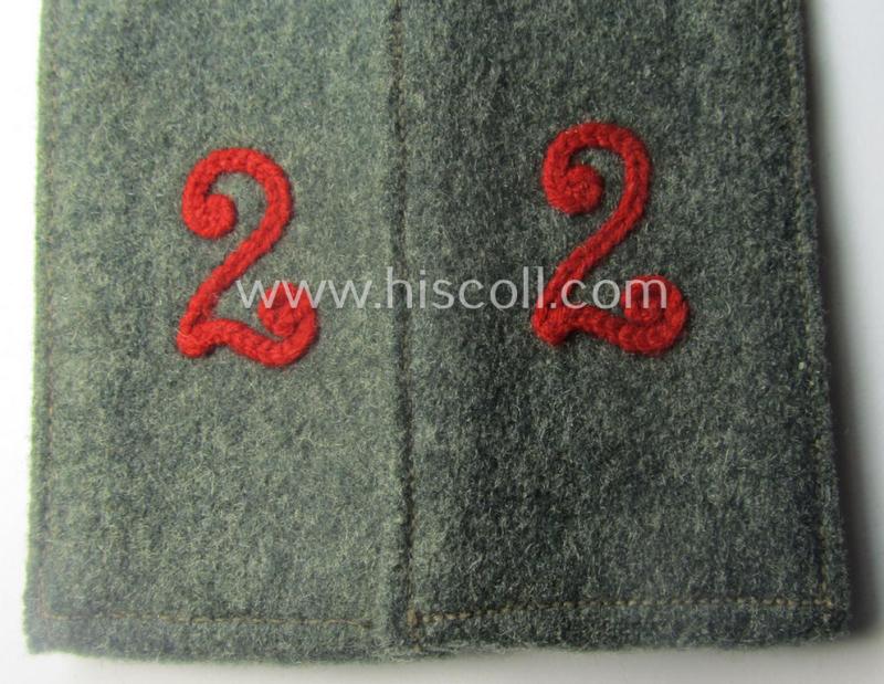 Pair of early- (ie. pre-) war-period, WH (Heeres) 'M36'- (ie. 'M40'-) pattern 'cyphered' (pointed-styled!) EM-type shoulderstraps as intended for an: 'Soldat u. Mitglied des Artillerie-Rgts. 2'