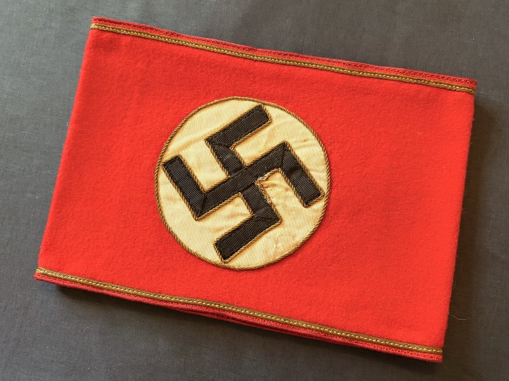 GERMAN WWII AUTHENTIC NSDAP POLITICAL LEADERS THIRD REICH GAU LEVEL ARMBAND WITH RZM PAPER TAG.