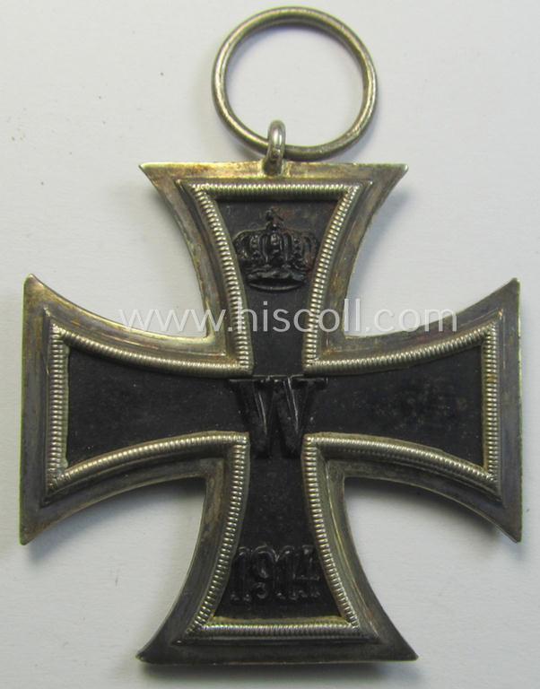 Attractive, WWI-period: 'Eisernes Kreuz II. Klasse' (or: iron cross second class) being a typical non-maker-marked example that comes together with its (minimally) confectioned piece of ribbon (ie. 'Bandabschnitt')
