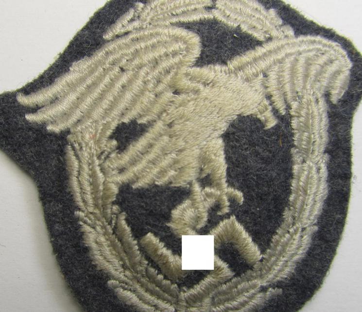 Attractive example of a WH (Luftwaffe) 'Beobachtersabzeichen in Stoff' (or: observers-badge in cloth) being a neatly machine-stitched- and/or nicely 'padded' specimen