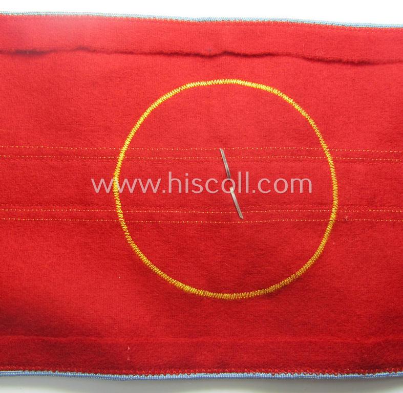 Stunning - and rarely encountered! - N.S.D.A.P.-type, 'smooth'-woolen-based armband (ie. 'Armbinde für politschen Leiter') as was intended for usage by an: 'N.S.D.A.P.-Ortsgruppenleiter' that still retains its period-attached 'RzM'-etiket