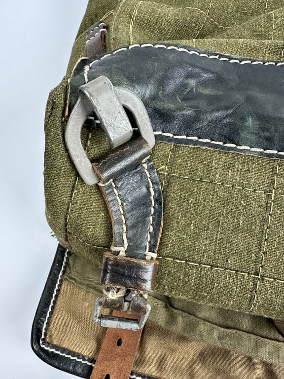 Wehrmacht Totnister "Affe" Near mint condition