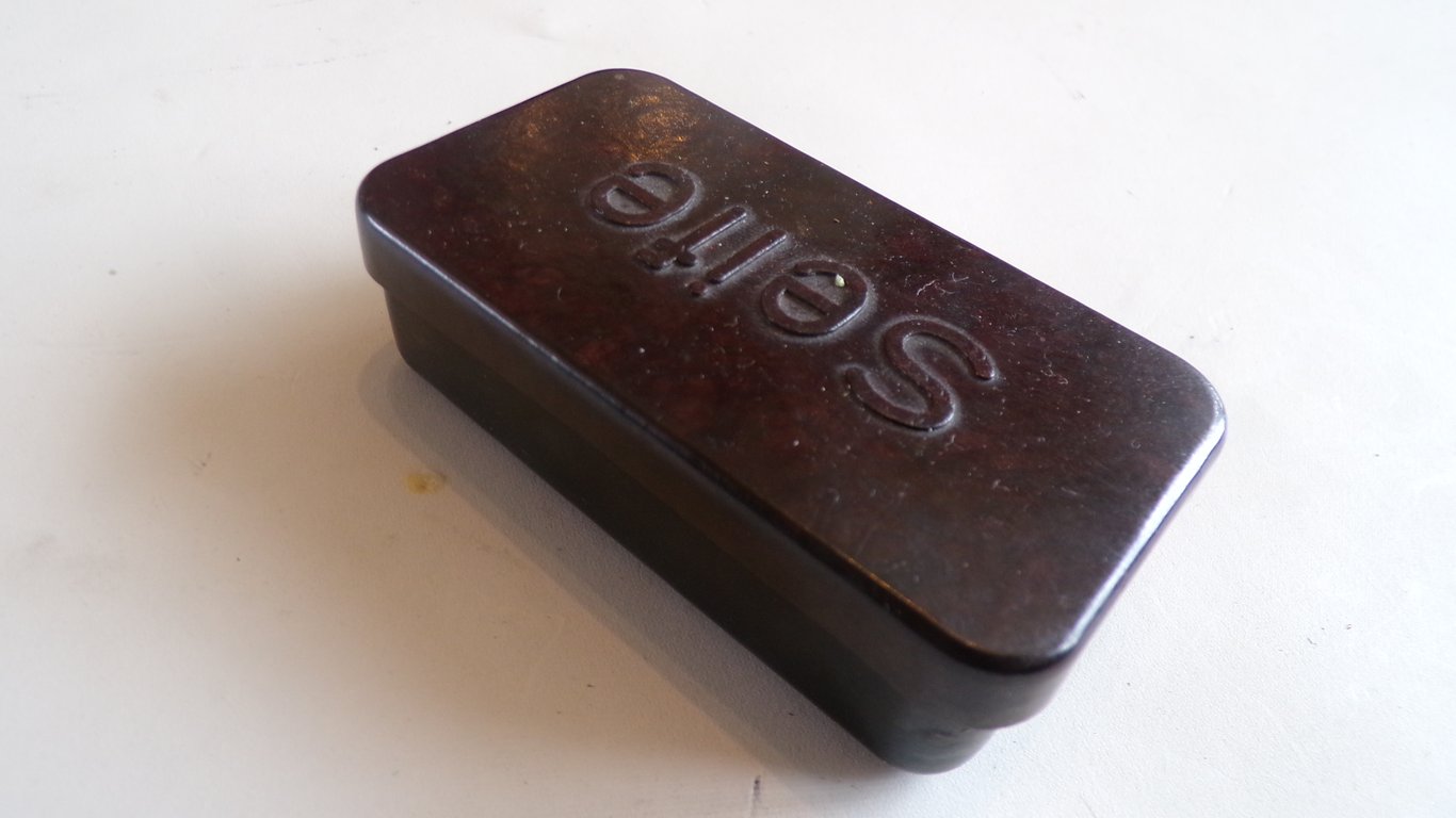 Bakelite Soap Box - "Seife"
