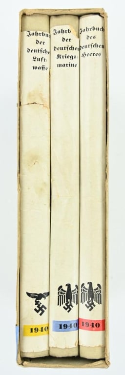 German Bookset 'Jahrbücher der Wehrmacht' 1940