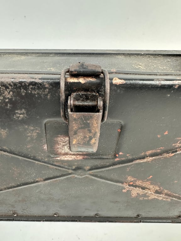 Wehrmacht bicycle ‘Truppenfahrrad’ ammuntion box by bzk 1943