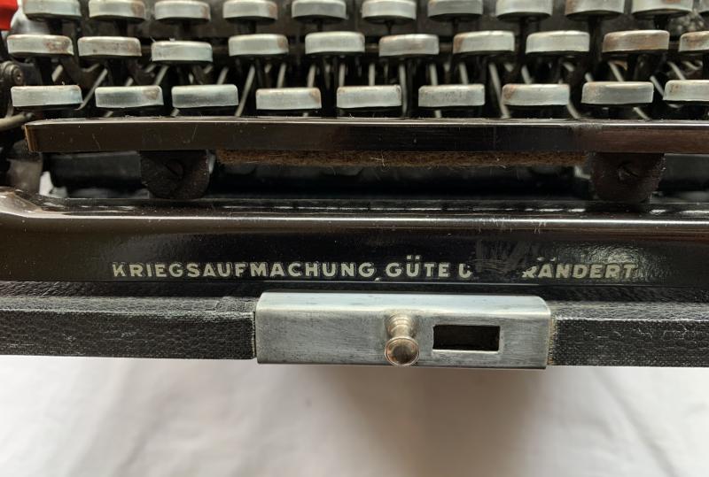 Waffen-SS Portable Typewriter -GROMA-