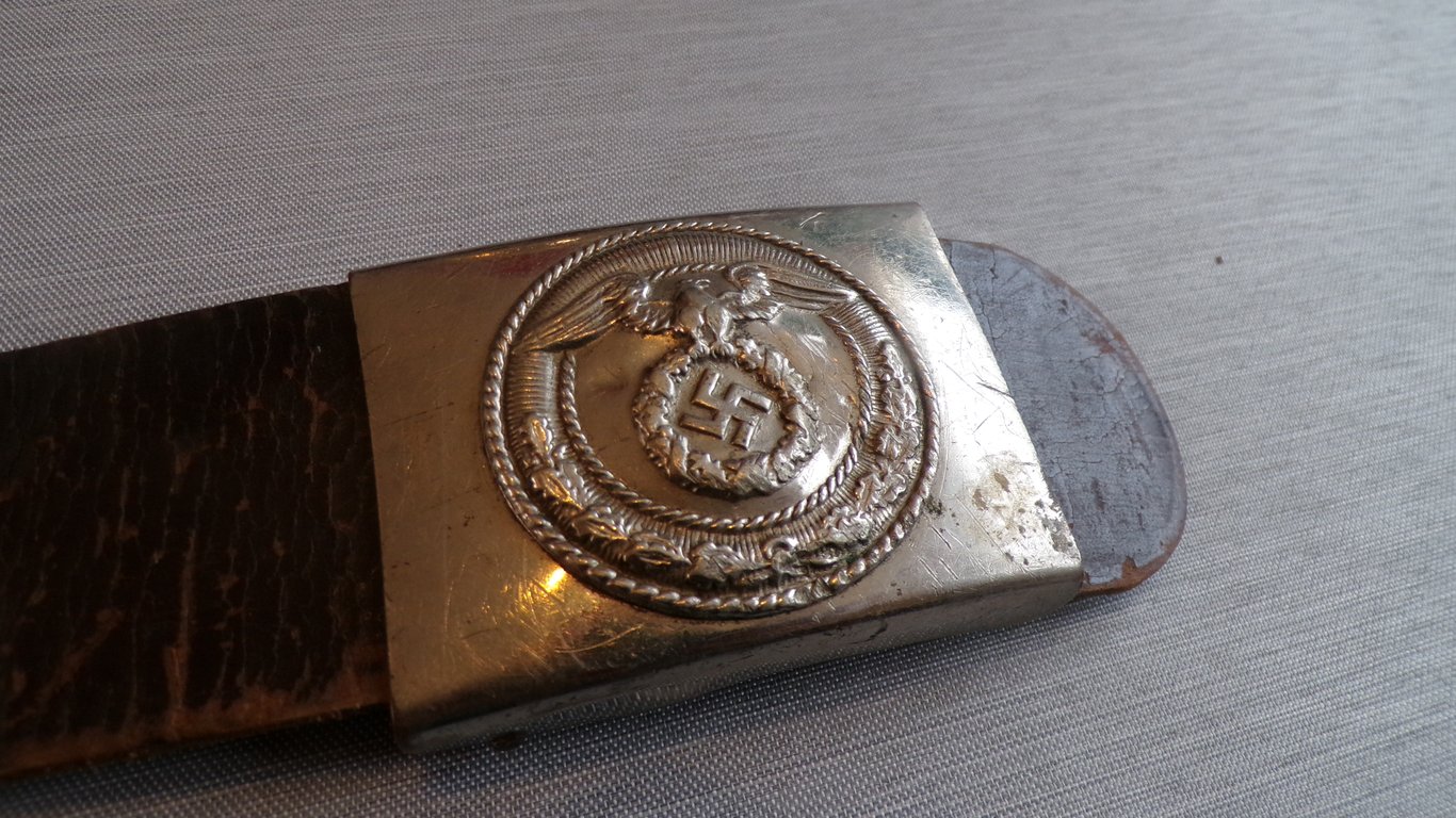 Complete uniform of an S.A man Part 2