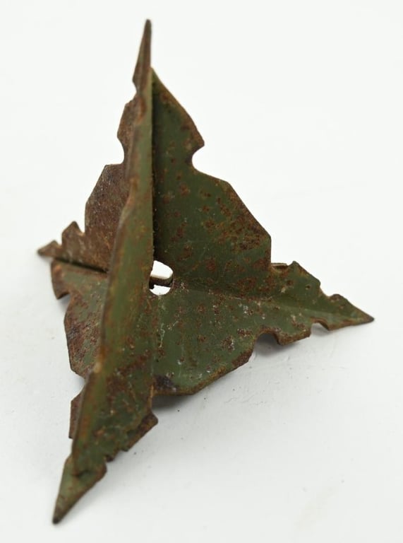 Dutch WW2 Caltrop 'Kraaienpoot'