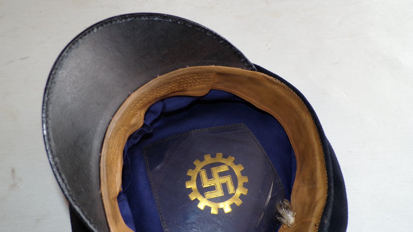 DAF Personnel Visor Cap