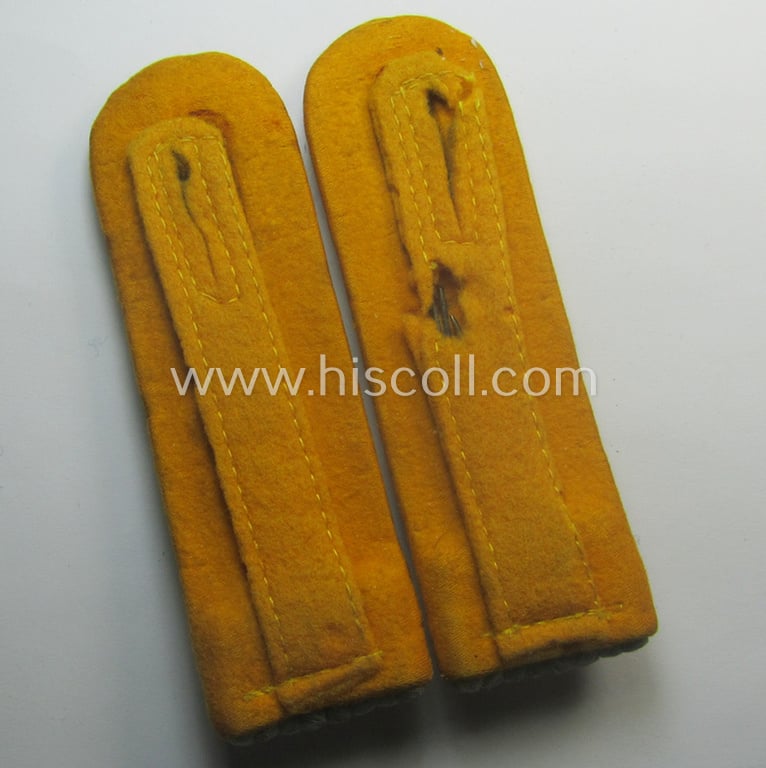 Pair of - truly used- and/or worn! - WH (Heeres) 'cyphered' officers'-type shoulderboards as was intended for an: 'Oberleutnant u. Mitglied des Kavallerie-Aufklärungs-Abtlgs. 9'