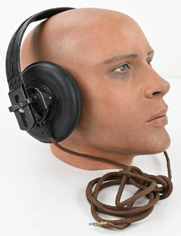 German WH Panzer Headphone 'Dfh.b'