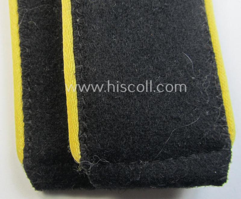 Superb - and/or fully matching! - pair of Waffen-SS, enlisted-mens'-type shoulderstraps as piped in the bright-yellow-coloured branchcolour as was intended for usage by a soldier who served within the: 'Waffen-SS Nachrichten-Truppen'