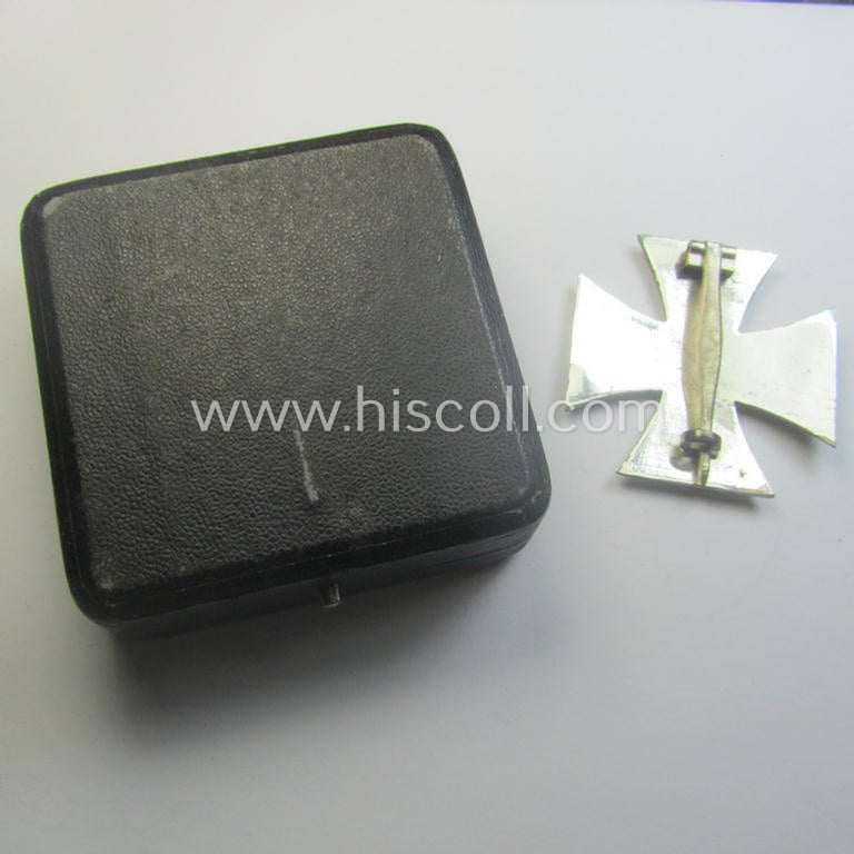 WWI-period, Iron Cross 1st class (or: 'Eisernes Kreuz 1. Klasse') being a very nicely preserved- (albeit typical non-maker-marked!) example that came stored in its period-etui