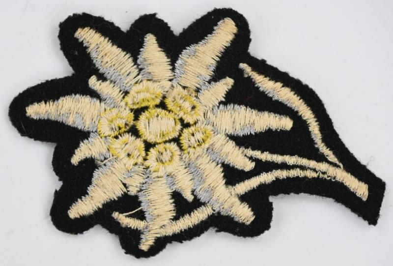 German Waffen-SS Gebirgsjäger Cap Badge