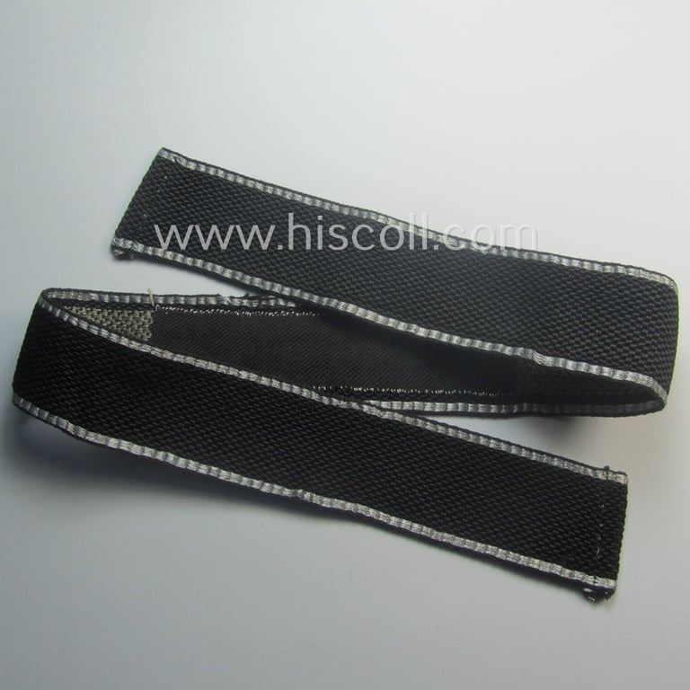 Stunning, 'SS-Totenkopfverbände'-officers'-type, 1937-pattern cuff-title (ie. 'Ärmelstreifen') as executed in flat-wire 'BeVo'-weave-pattern (in Gothic-styled script) for an officer within the: 'SS-Totenkopf Standarte' “Thüringen”