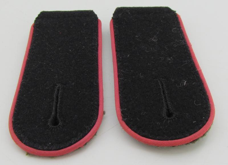Waffen-SS Panzer EM/NCO Shoulder Boards