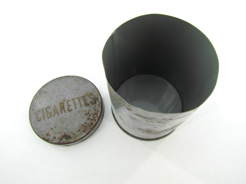 British WWII Cigarettes Can ( empty )