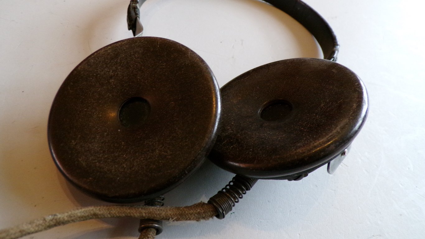 Doppelfernhörer für Feldfunkgeräte (Dfh.f)