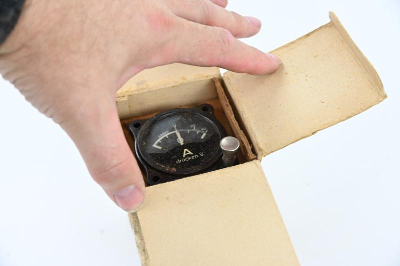German LW Boxed Electric Charge Instrument
