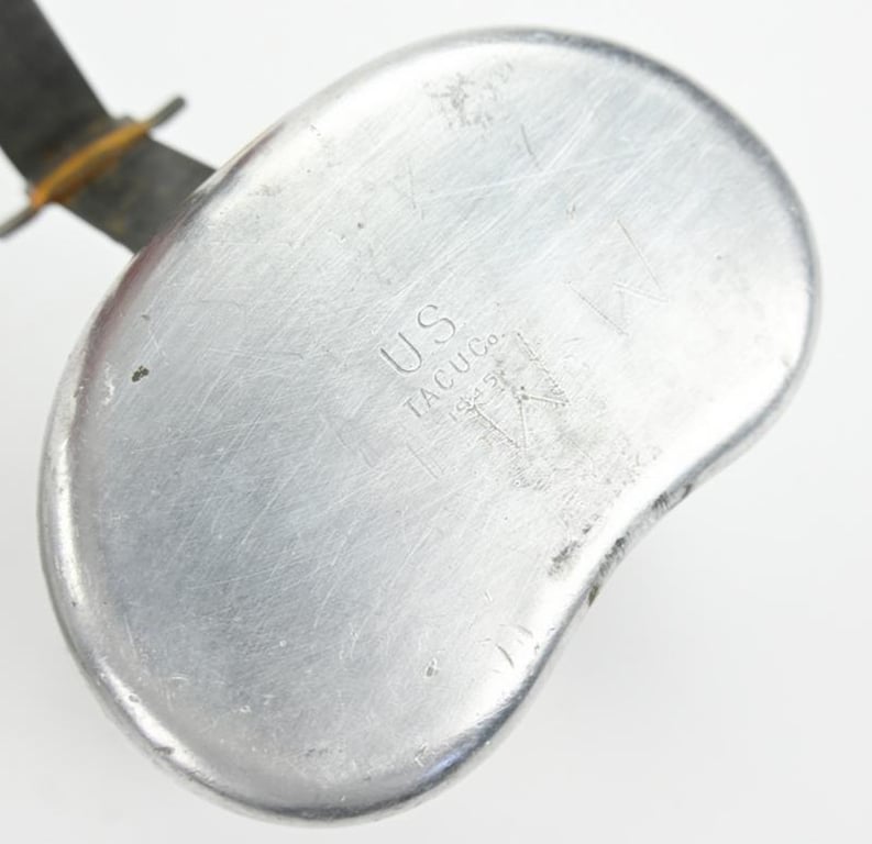 US M-1941 Cavalry/Paratrooper Canteen