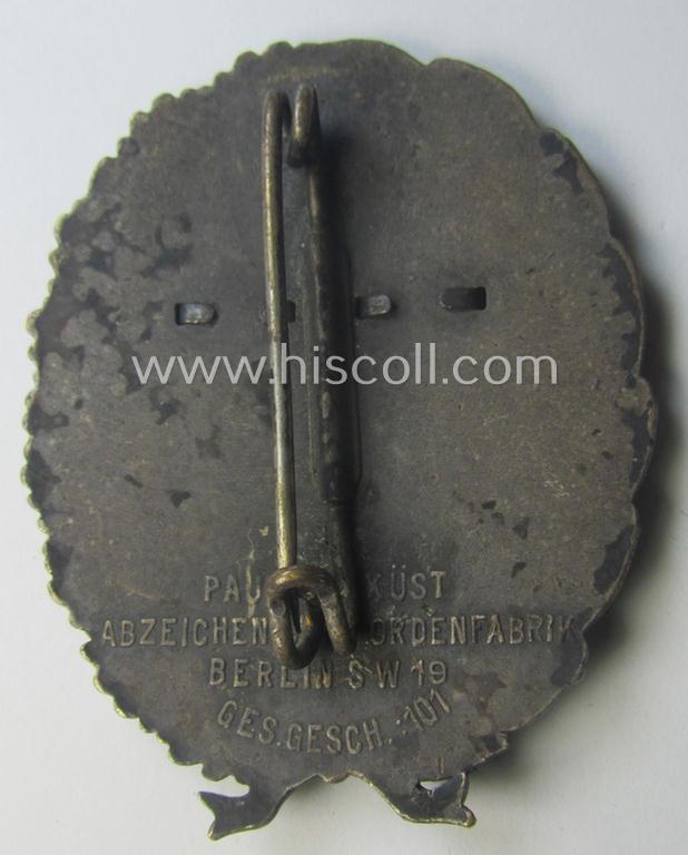 'High-quality'-produced example of a: 'Freikorps'-related award being a so-called: 'Ehrenzeichen des Schlageter-Gedächtnis Bund e.V.', showing the bars ie. 'Spangen' resp. entitled: 'Rhein/Ruhr' and/or: '1923/24'