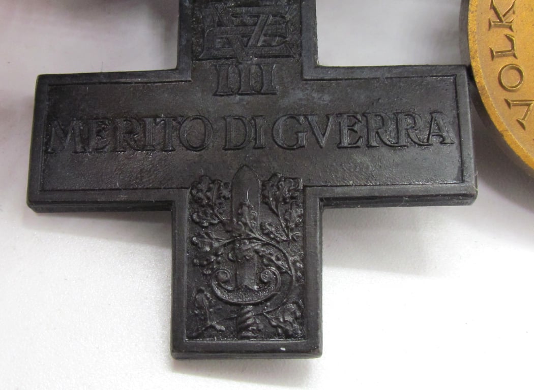 Three pieced Medal Bar with also Italian War Merit Cross (Merito di Guerra)