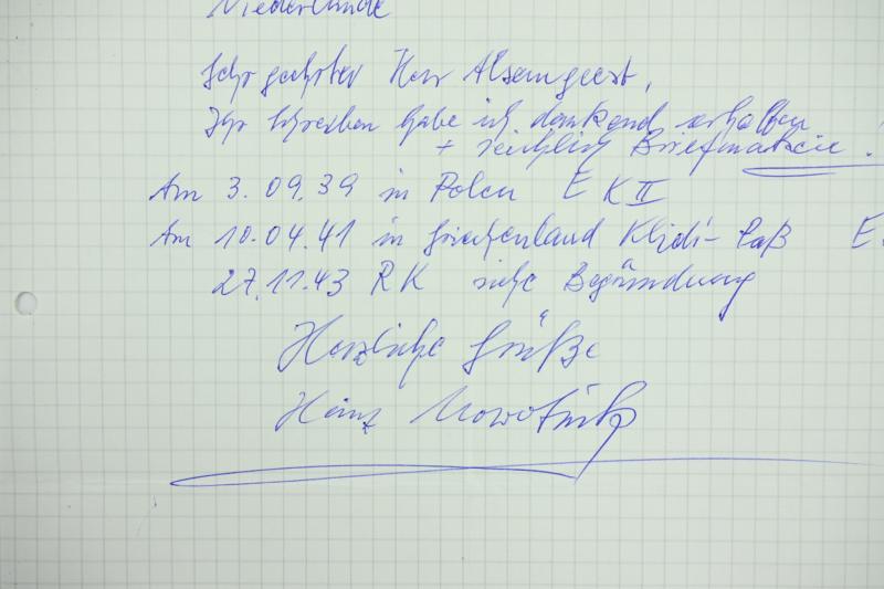 German Waffen-SS Knight's Cross Recipient Portait Picture with Signature 'Heinz Nowotnik'