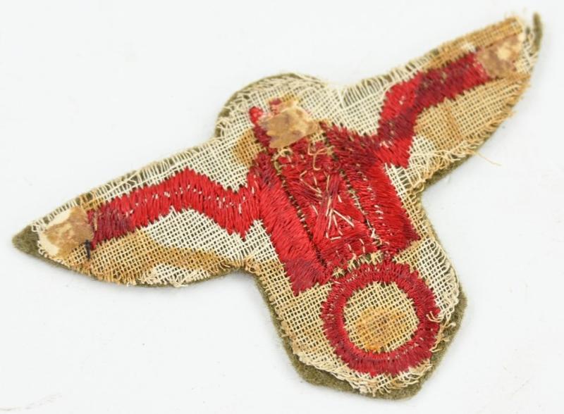 Italian WW2 GNR Cap badge