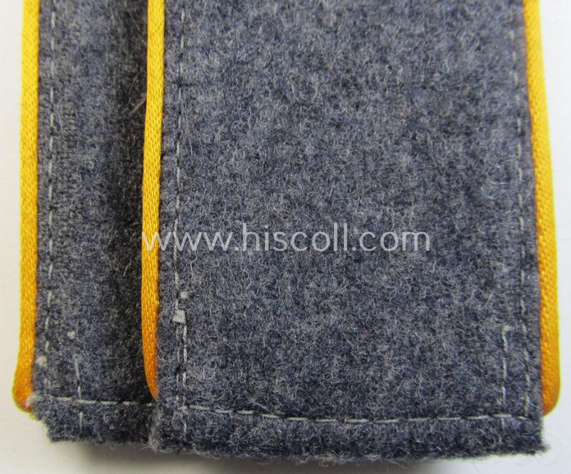 Attractive - and/or fully matching! - pair of WH (Luftwaffe) EM-type shoulderstraps as intended for usage by a: 'Soldat der Flieger- o. Fallschirmjäger-Truppen' and that comes in a hardly used- nor worn, condition