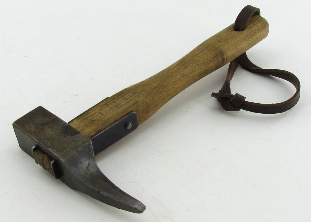 Wehrmacht Gebirgsjäger STUBAI Climbing Hammer – GJR 137 Regiment Marked