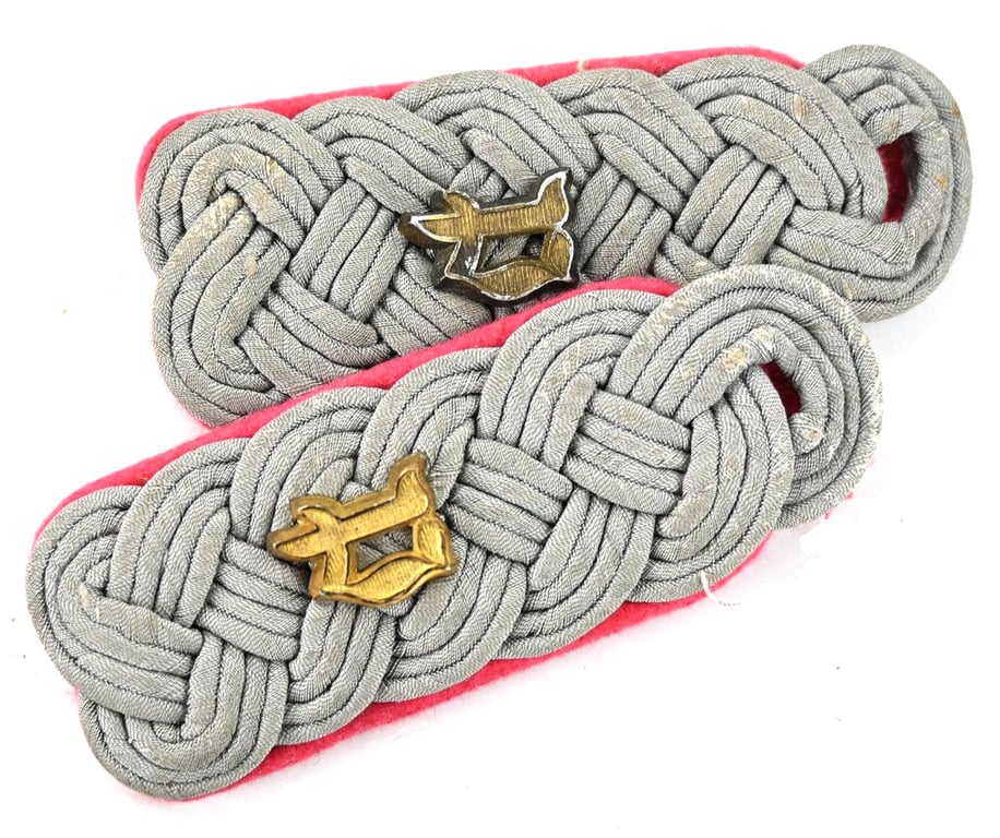 German WH Panzer Officer's Shoulderboards Set