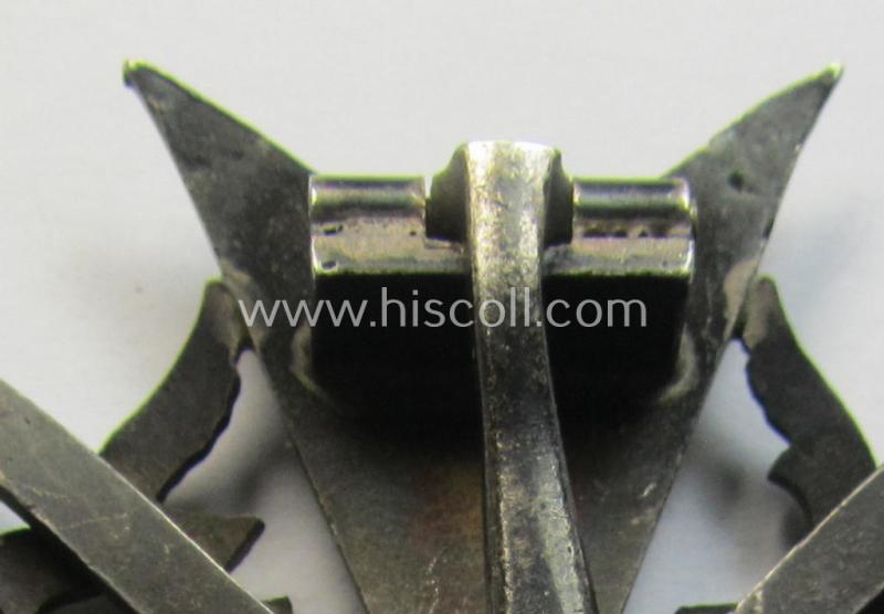 Stunning - just moderately worn but nevertheless rarely encountered! - 'Spanienkreuz mit Schwerten in Silber' being a clearly maker- (ie. '835'-) marked example that was produced by the maker (ie. 'Hersteller') 'Wilhelm Deumer'