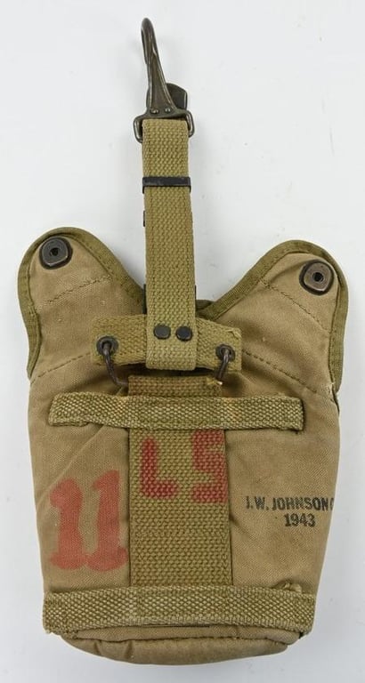US M-1941 Cavalry/Paratrooper Canteen with extension strap