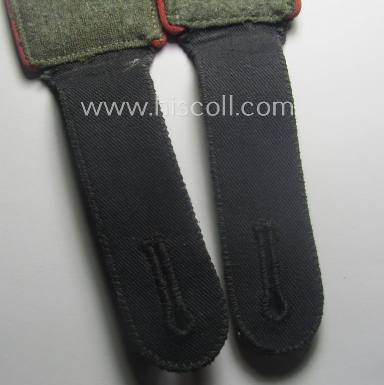 Superb - and fully matching! - pair of Waffen-SS (ie. 'SS-Panzer') EM-type shoulderstraps (as was amongst others used on the black-coloured 'wrap-around'-tunics) as was intended for usage by a: 'Soldat der SS-Panzer-Trpn.'