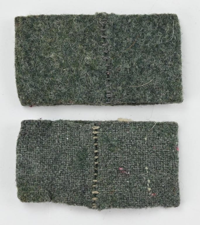 German WH Shoulderboard Slip-ons 'I.R.127'