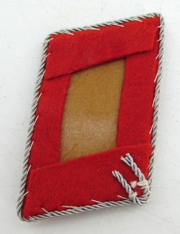 Luftwaffe Leutnant Collar Tabs for anti-aircraft ‘Flak’