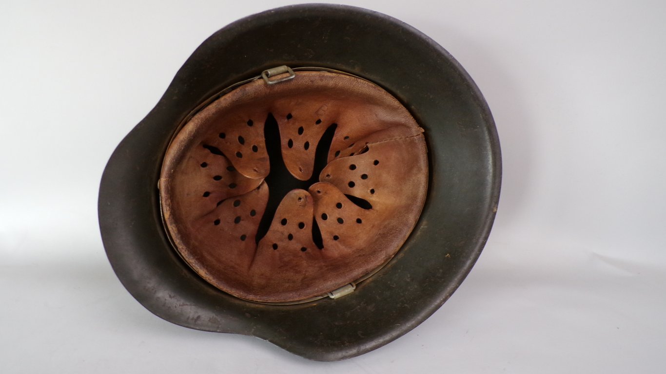 M42 HKP combat helmet