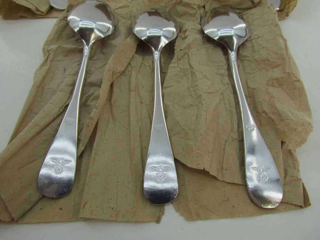 Wehrmacht Heer C&C.W.42 Spoons – Unissued Lot in Period Packaging