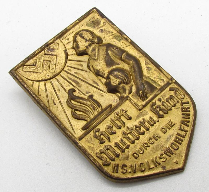 NSV “Help Mother and Child” Donation Badge