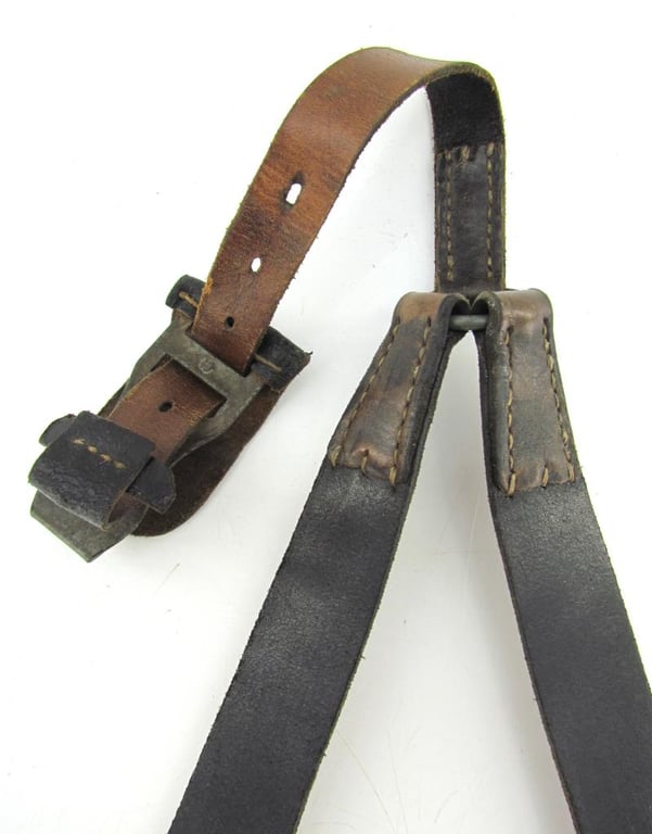 Lightweight ( Luftwaffe ) Y-straps RB Numbered