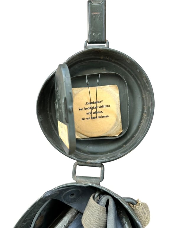 W-SS Shrapnel-Damage Gasmasker