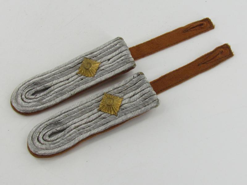 Luftwaffe Oberleutnant construction troops shoulder boards
