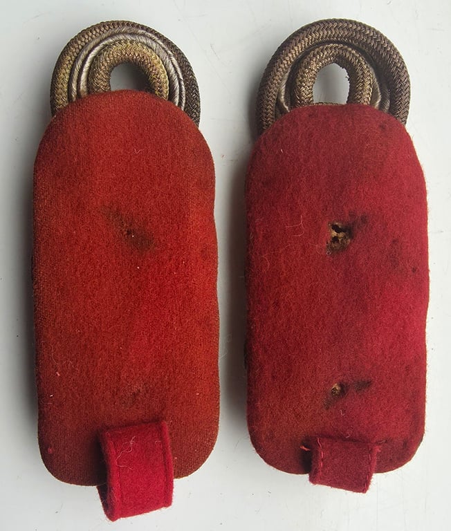 WW2 German Heer Generals slip on shoulder boards