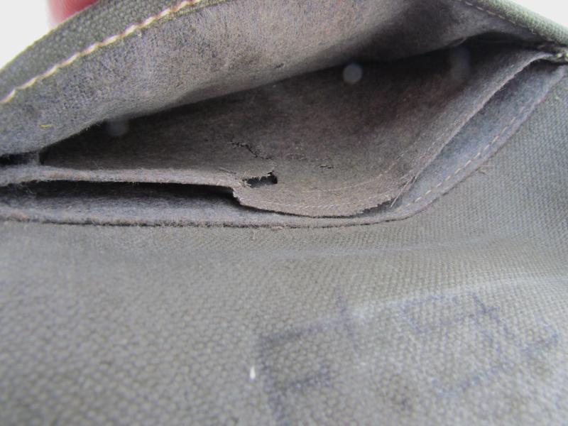 Complete K.W. 27 with all grids and pouch