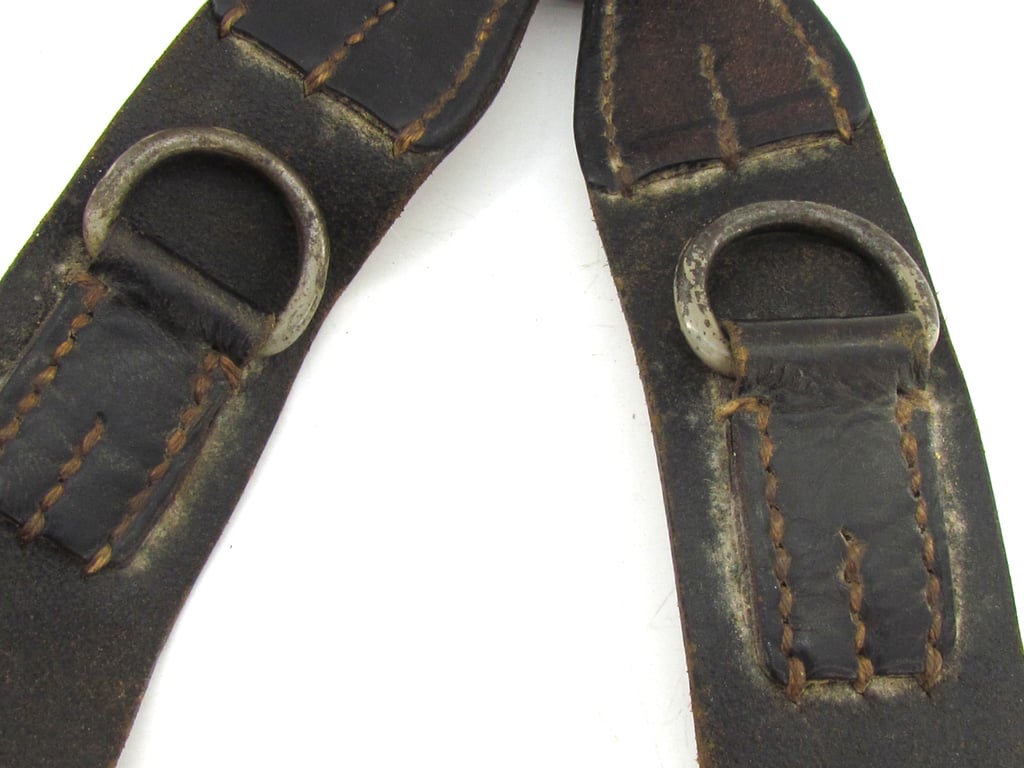 Early Wehrmacht Y-Straps – 1940 "Hidden-Stitch"