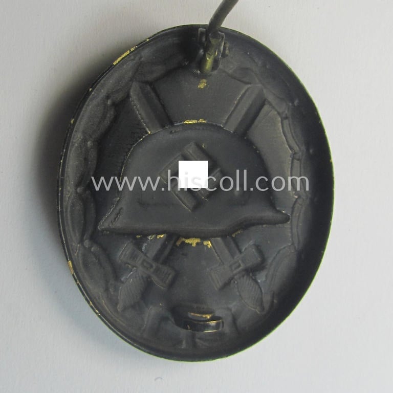 Minimally used- and/or hardly worn black-class wound-badge (or: 'Verwundeten-Abzeichen in Schwarz') being a typical non-maker-marked (and non-magnetic!) example