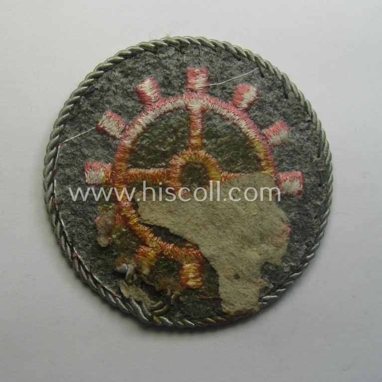 WH (Heeres ie. 'Panzer'-) trade- ie. special-career-patch having a not that often encountered (silver-coloured) 'Kordel' (ie. 'Umrandung') attached: 'Panzerwarte o. Kfz.-Warte o. Handwerker' (aka 'KFZ-Technisches Personal')