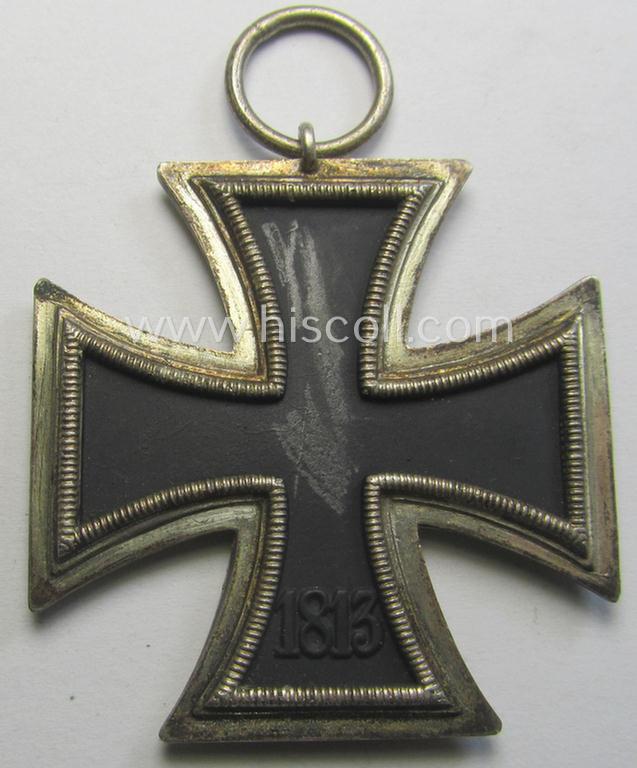 'Eisernes Kreuz II. Klasse' being a (typical) non-maker-marked example by a (by me) unidentified maker (ie. 'Hersteller')