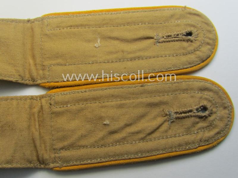 Pair of WH (Luftwaffe) 'tropical-styled' shoulderstraps (as was specifically for usage on the tropical-shirts ie. tunics) as was intended for usage by an: 'Uffz. der Flieger- o. Fallschirmjäger-Trpn.'